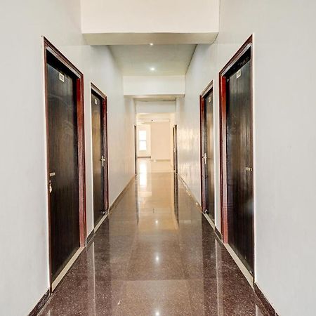 Oyo 72429 New Abhinandan Hotel Amroha المظهر الخارجي الصورة
