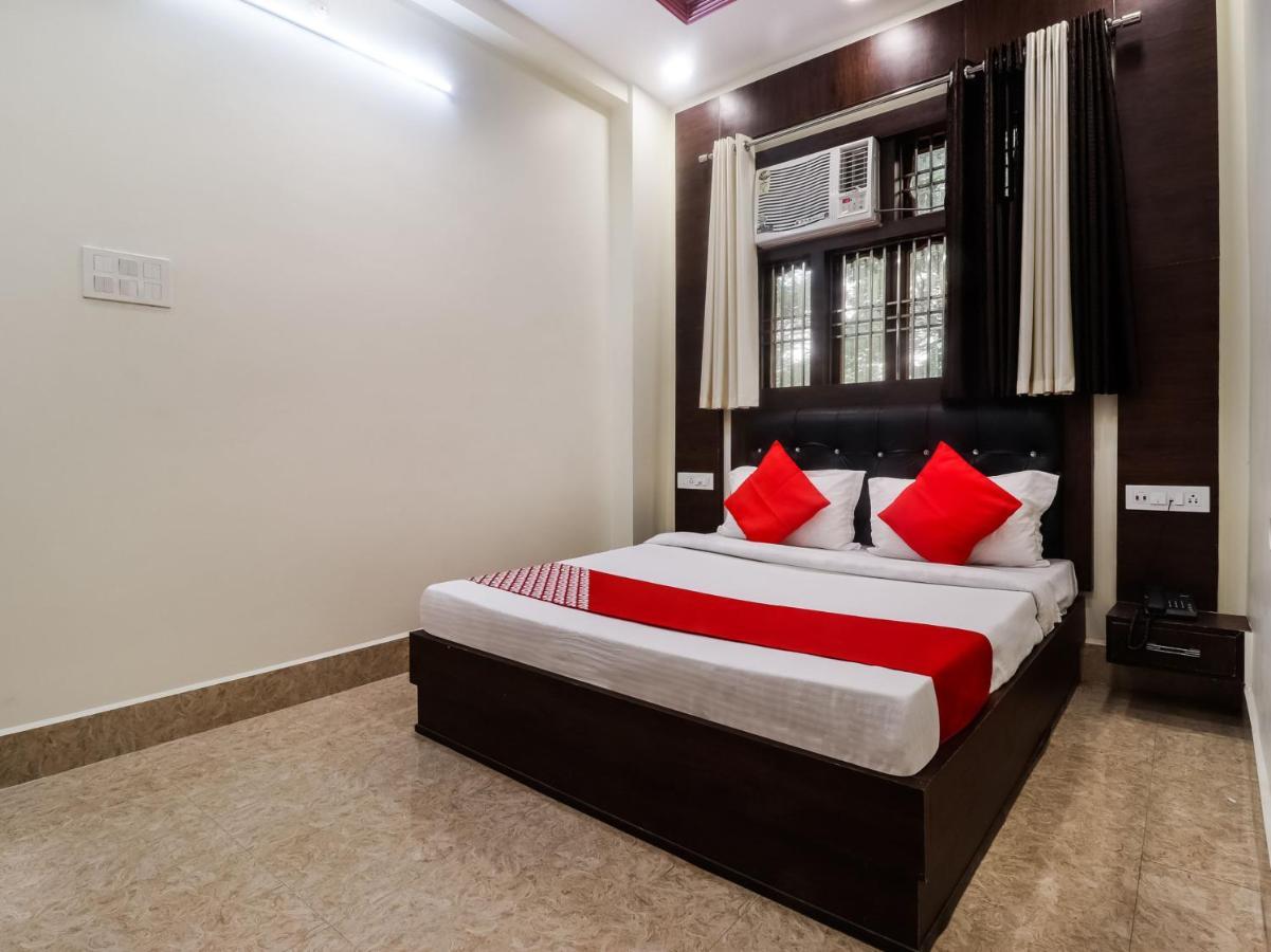Oyo 72429 New Abhinandan Hotel Amroha المظهر الخارجي الصورة