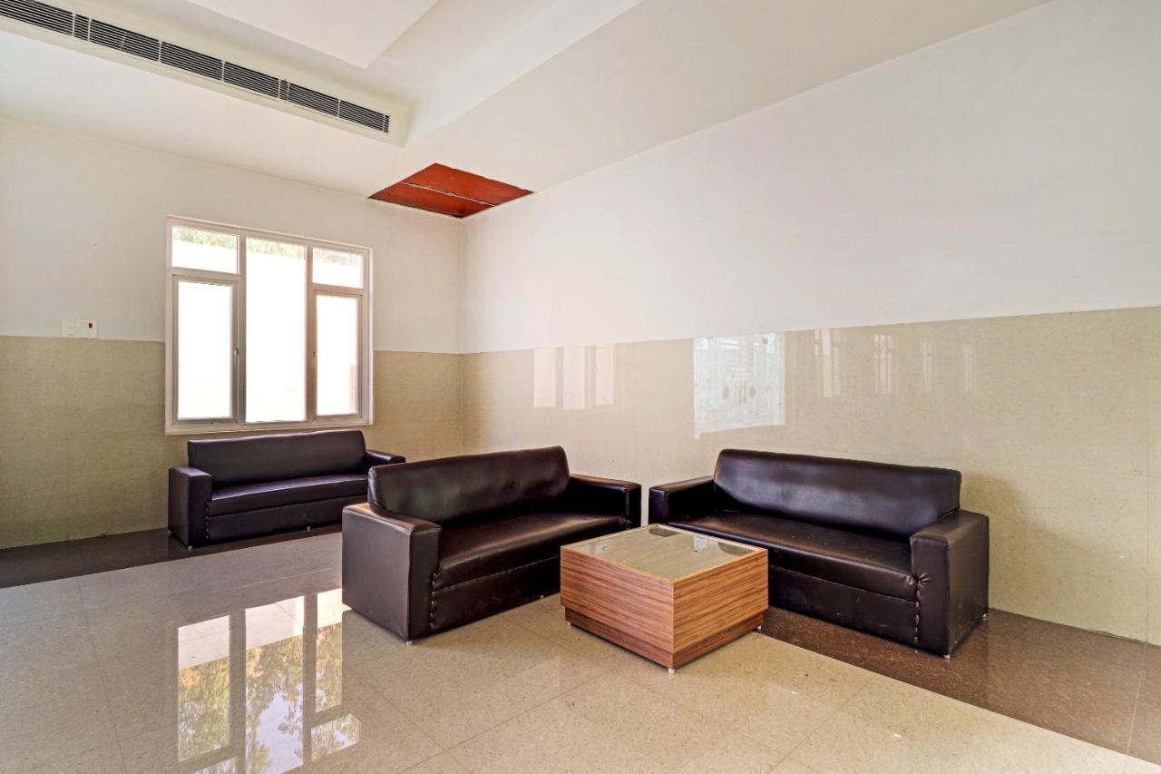 Oyo 72429 New Abhinandan Hotel Amroha المظهر الخارجي الصورة